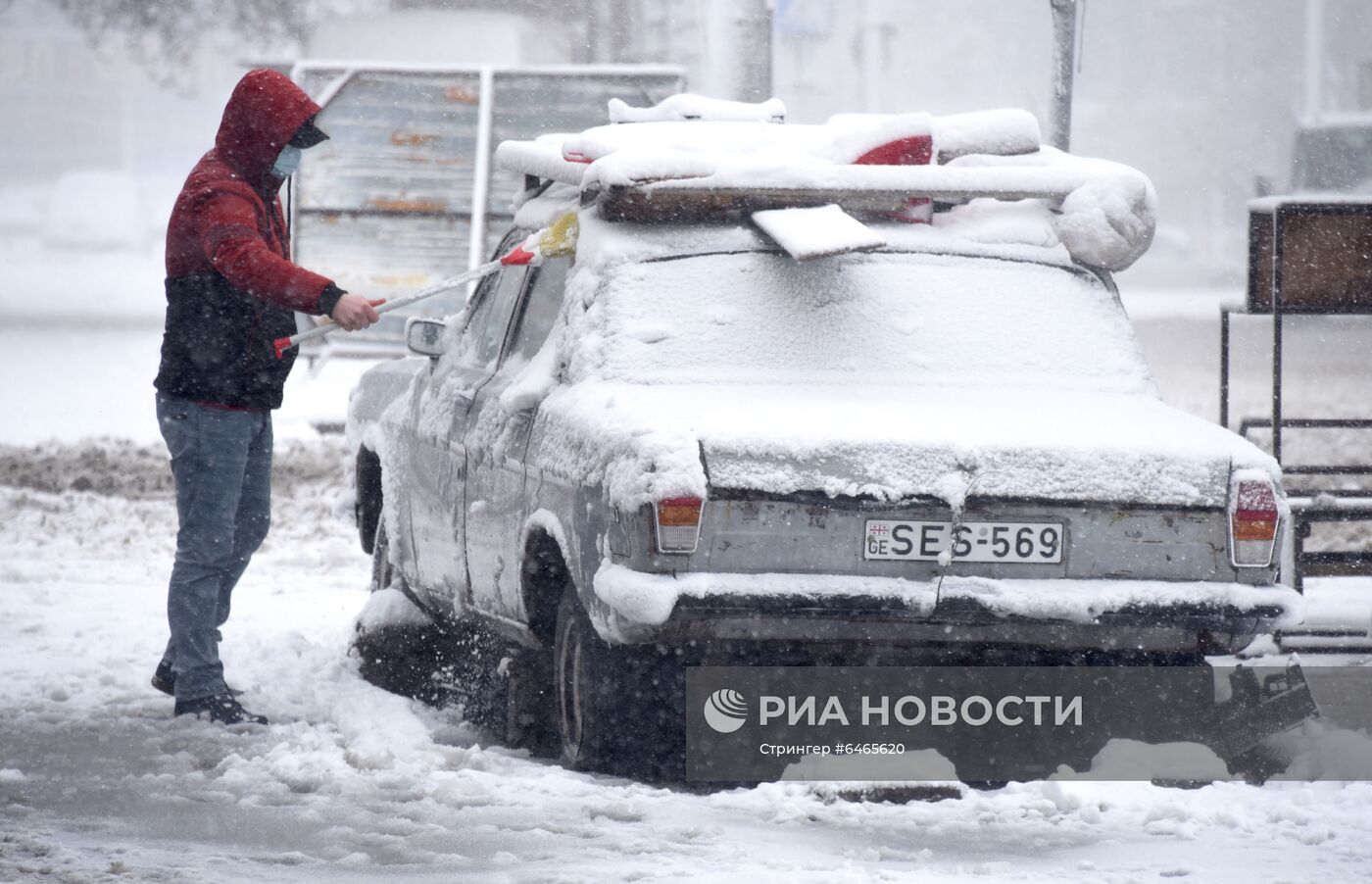 Последствия снегопада в Тбилиси
