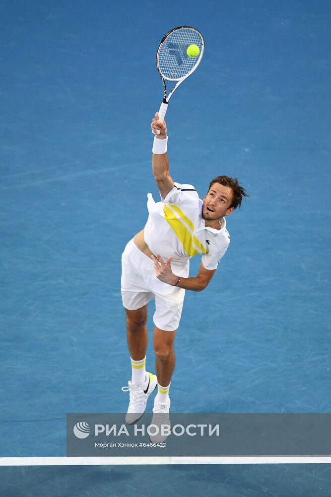 Теннис. Открытый чемпионат Австралии - 2021. Матч Д. Медведев - С. Циципас