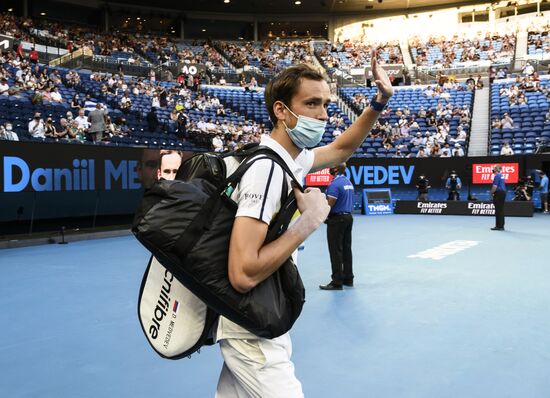 Теннис. Открытый чемпионат Австралии - 2021. Матч Д. Медведев - С. Циципас