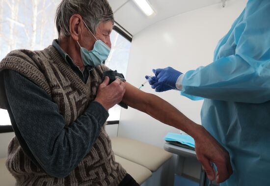 Вакцинация от коронавируса в Тульской области