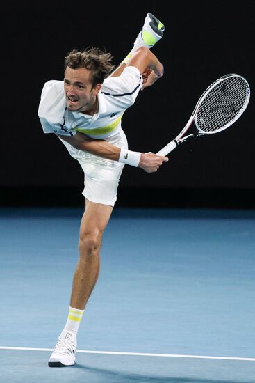 Теннис. Открытый чемпионат Австралии - 2021. Матч Д. Медведев - С. Циципас