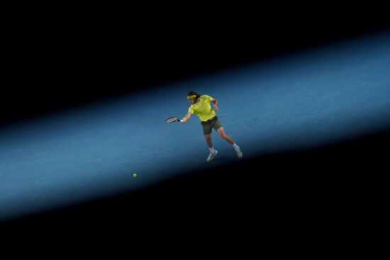 Теннис. Открытый чемпионат Австралии - 2021. Матч Д. Медведев - С. Циципас