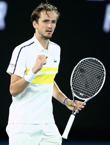 Теннис. Открытый чемпионат Австралии - 2021. Матч Д. Медведев - С. Циципас