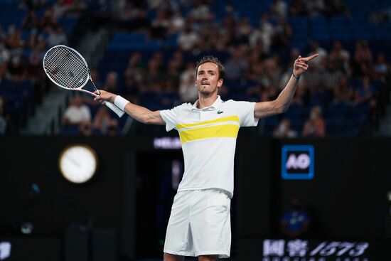 Теннис. Открытый чемпионат Австралии - 2021. Матч Д. Медведев - С. Циципас