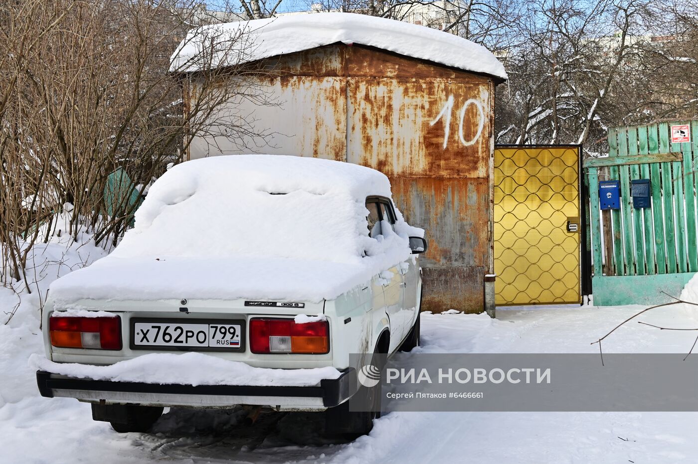 Гаражи в Подмосковье