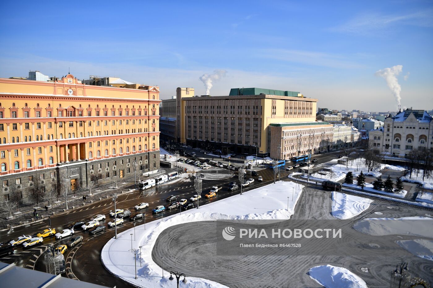 Лубянская площадь в Москве
