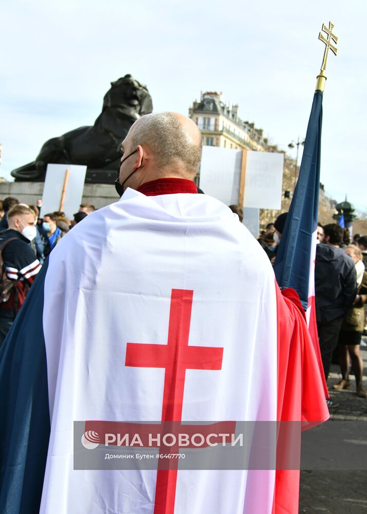 Акция протеста радикалов в Париже