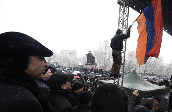 Акция протеста оппозиции в Ереване