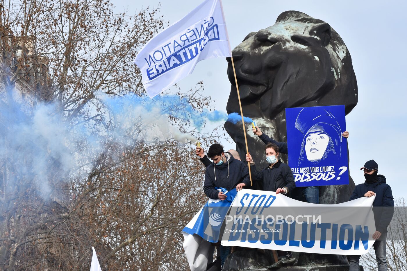 Акция протеста радикалов в Париже