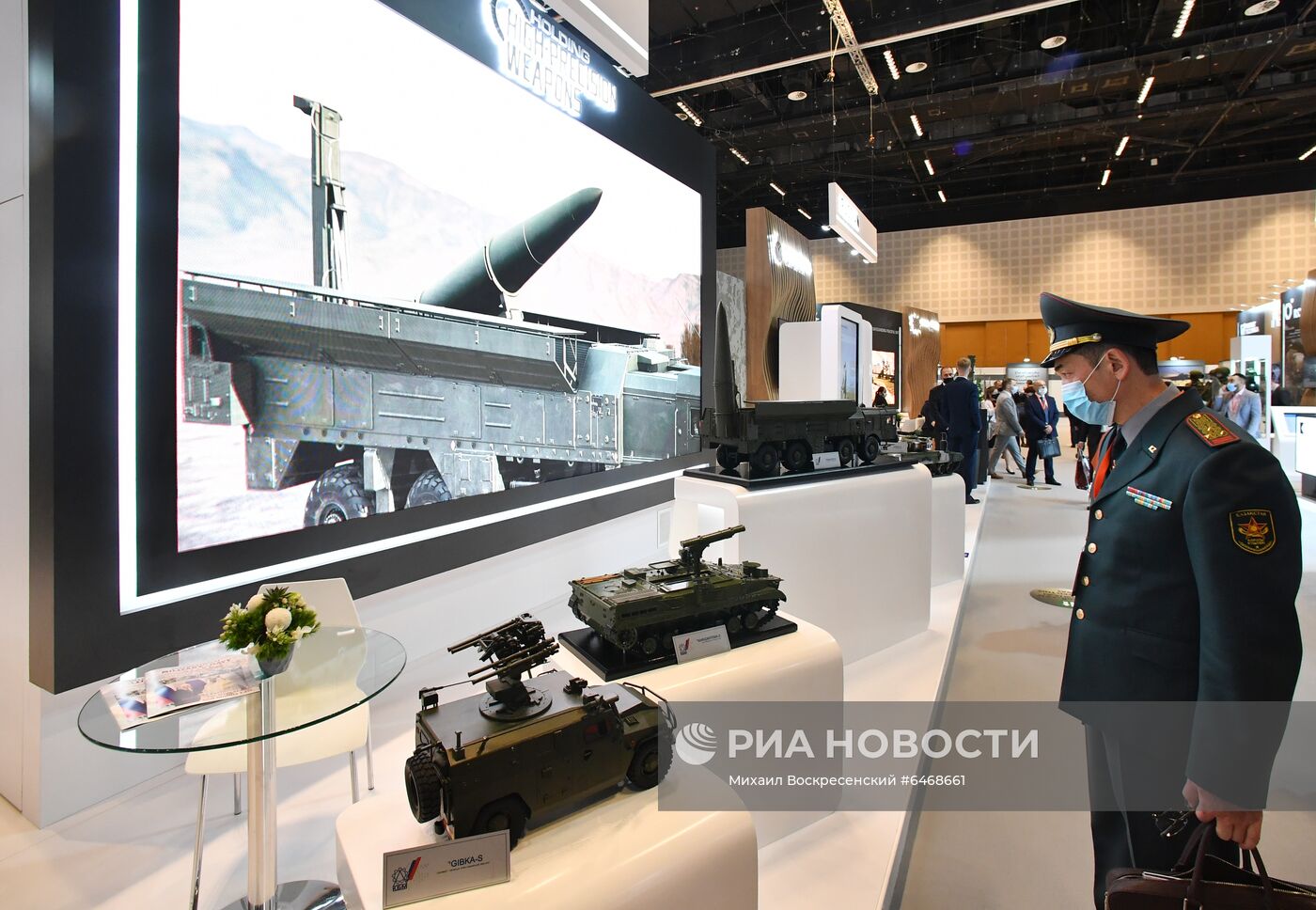 Выставка оборонной промышленности IDEX-2021 в Абу-Даби