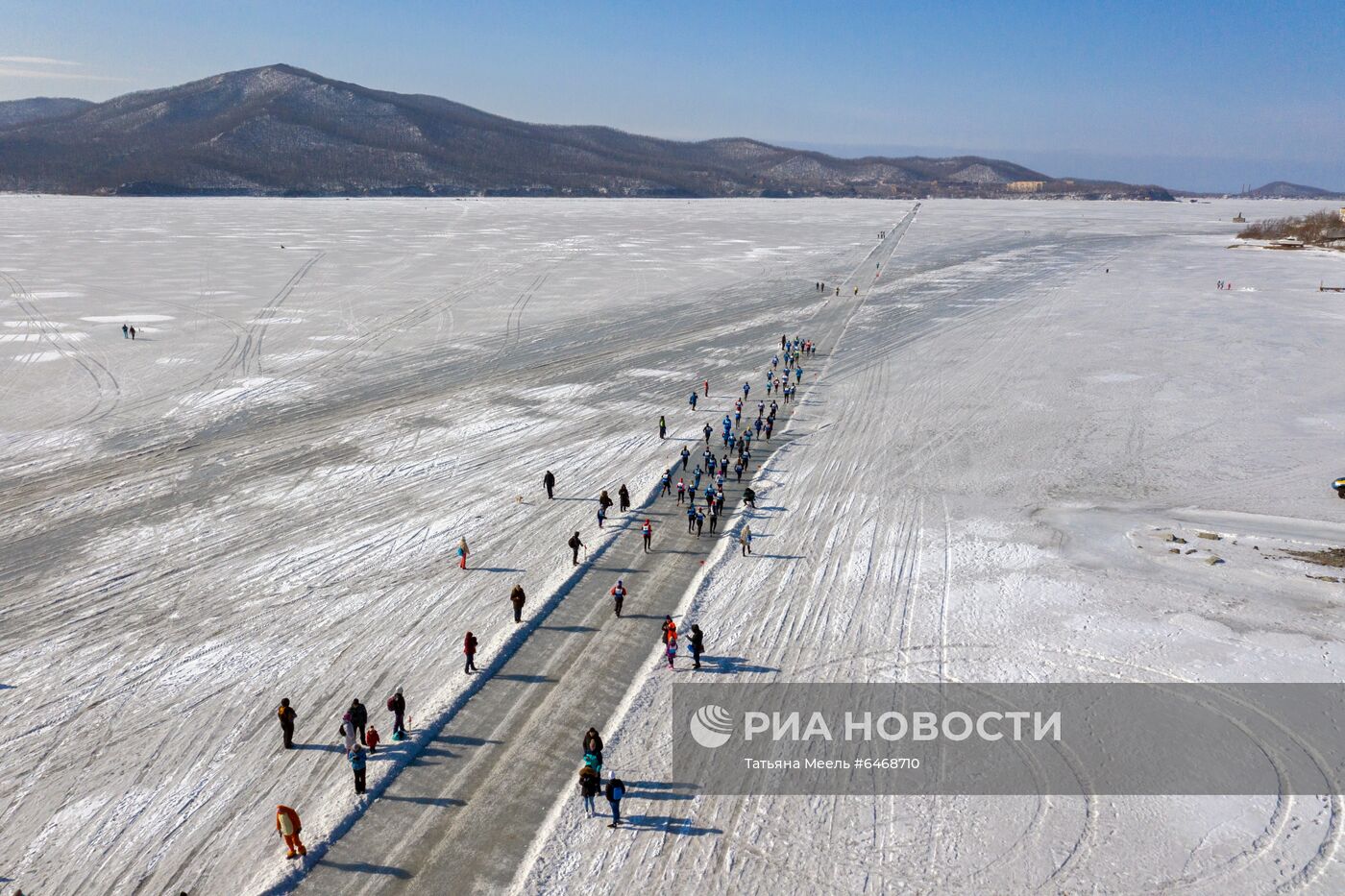 Забег по замерзшему морю HONOR VLADIVOSTOK ICE RUN-2021