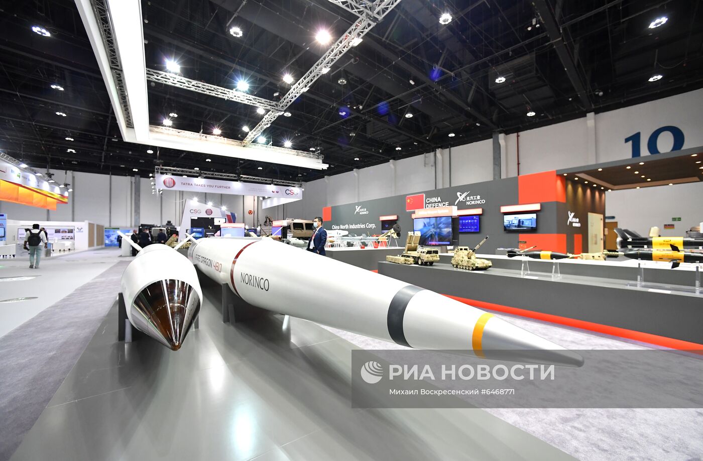 Выставка оборонной промышленности IDEX-2021 в Абу-Даби