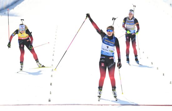 Выставка оборонной промышленности IDEX-2021 в Абу-Даби Биатлон. Чемпионат мира. Женщины. Масс-старт