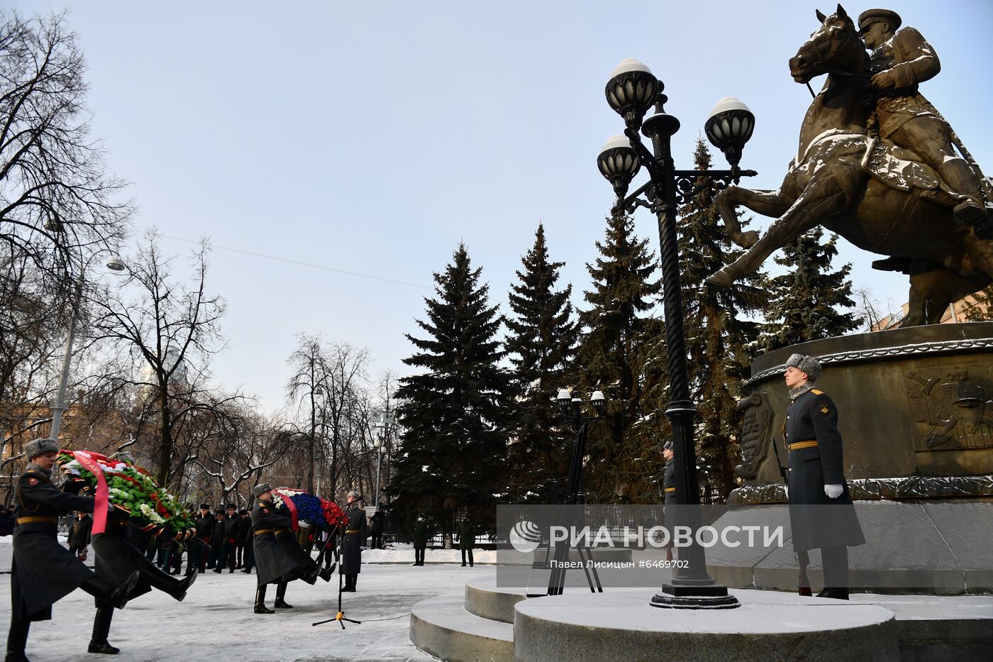 Празднование Дня защитника Отечества в регионах России