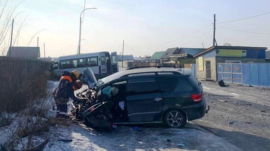 ДТП с участием микроавтобуса в Кызыле