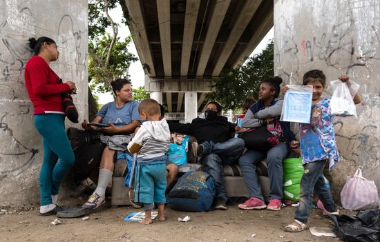 Караван мигрантов из Гондураса приближается к США