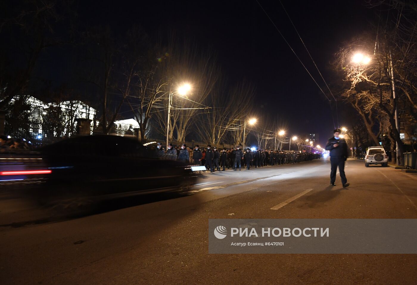 Акция протеста против премьера Армении Н. Пашиняна