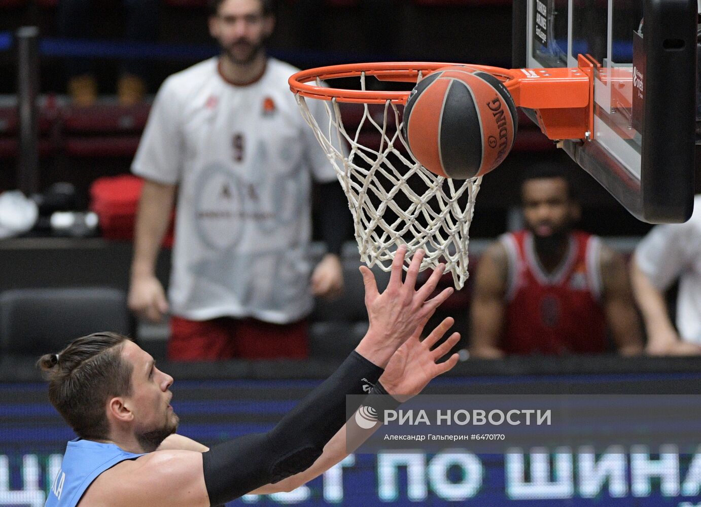 Баскетбол. Евролига. Матч "Зенит" - "Олимпия"