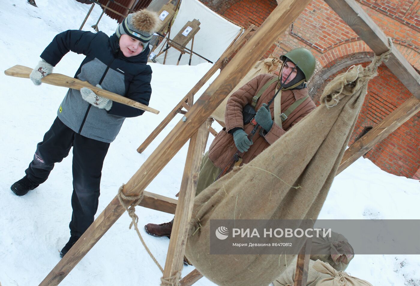 Празднование Дня защитника Отечества в Москве