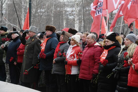 Возложение венков к Могиле Неизвестного Солдата в честь Дня защитника Отечества 