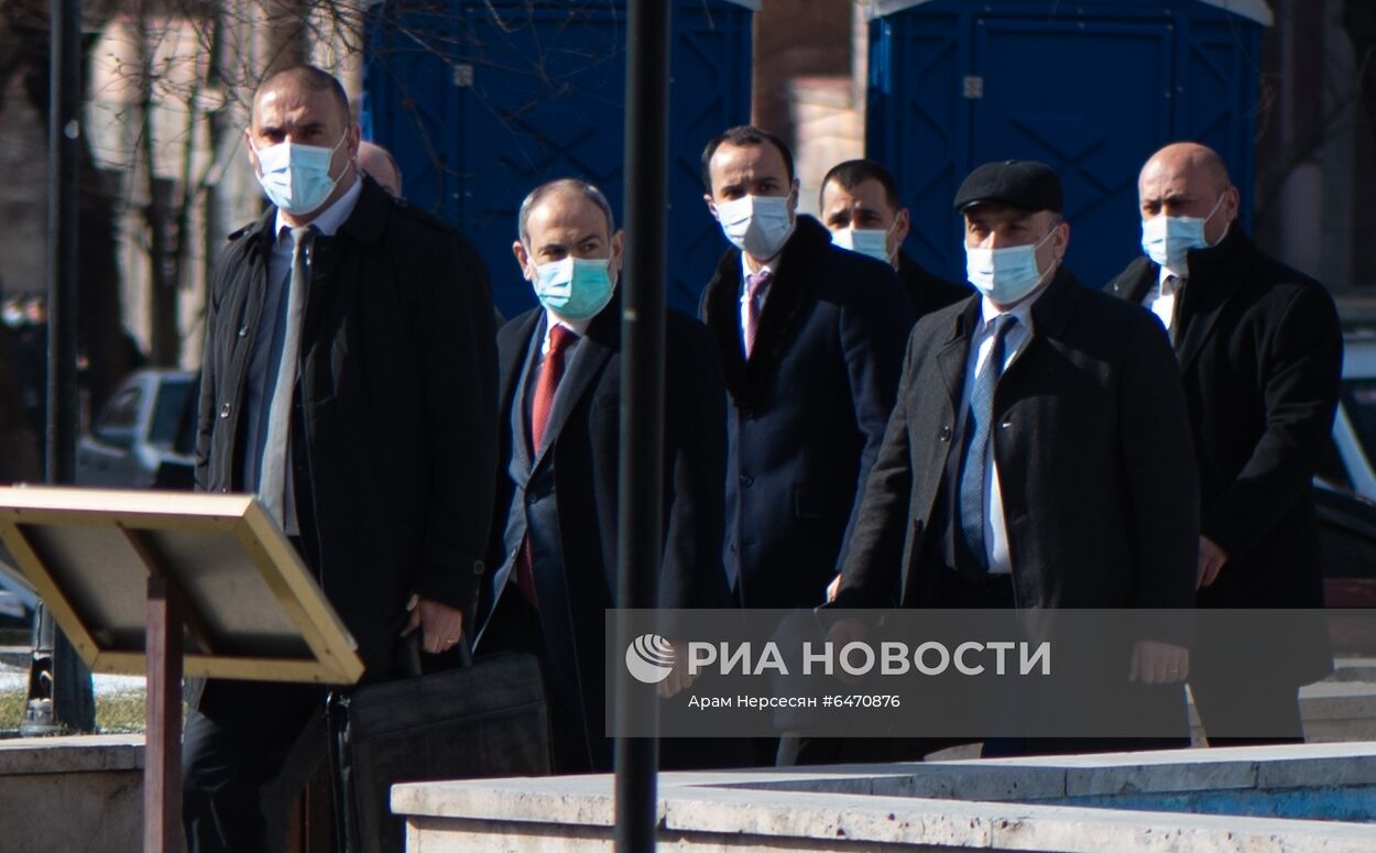 Акция протеста против премьера Армении Н. Пашиняна