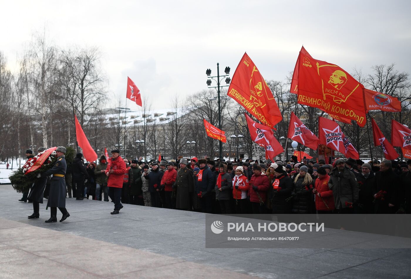 Возложение венков к Могиле Неизвестного Солдата в честь Дня защитника Отечества 