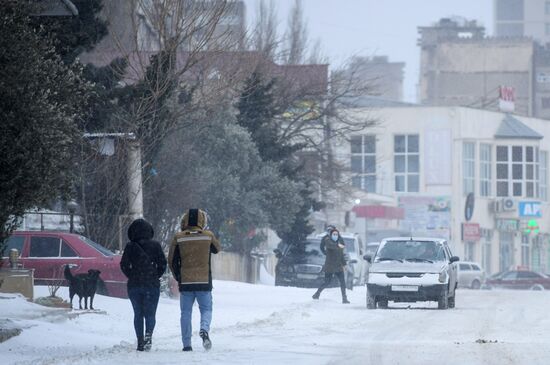 Снегопад в Баку