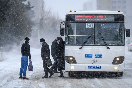 Снегопад в Баку