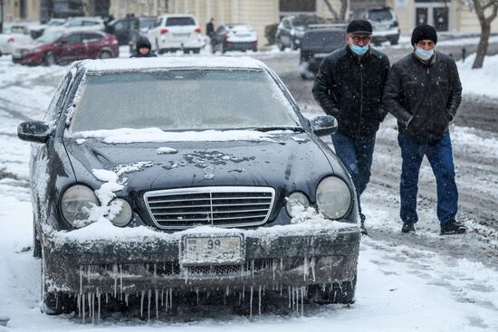 Снегопад в Баку