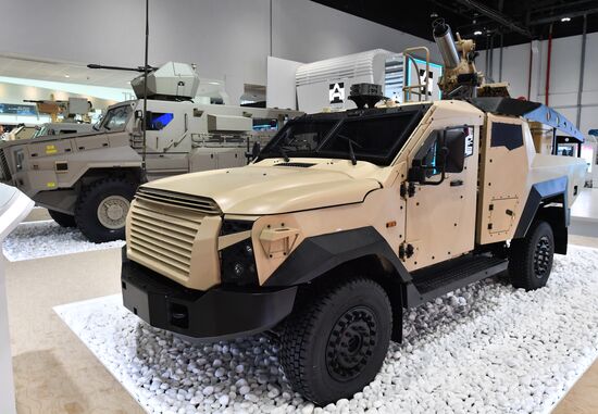 Выставка оборонной промышленности IDEX-2021 в Абу-Даби