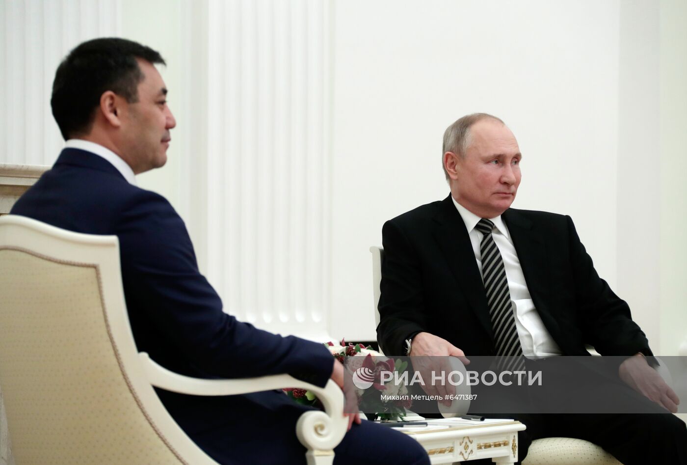 Президент РФ В. Путин провел переговоры с президентом Киргизии С. Жапаровым