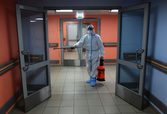 Госпиталь COVID-19 на базе перинатального центра ГКБ №67