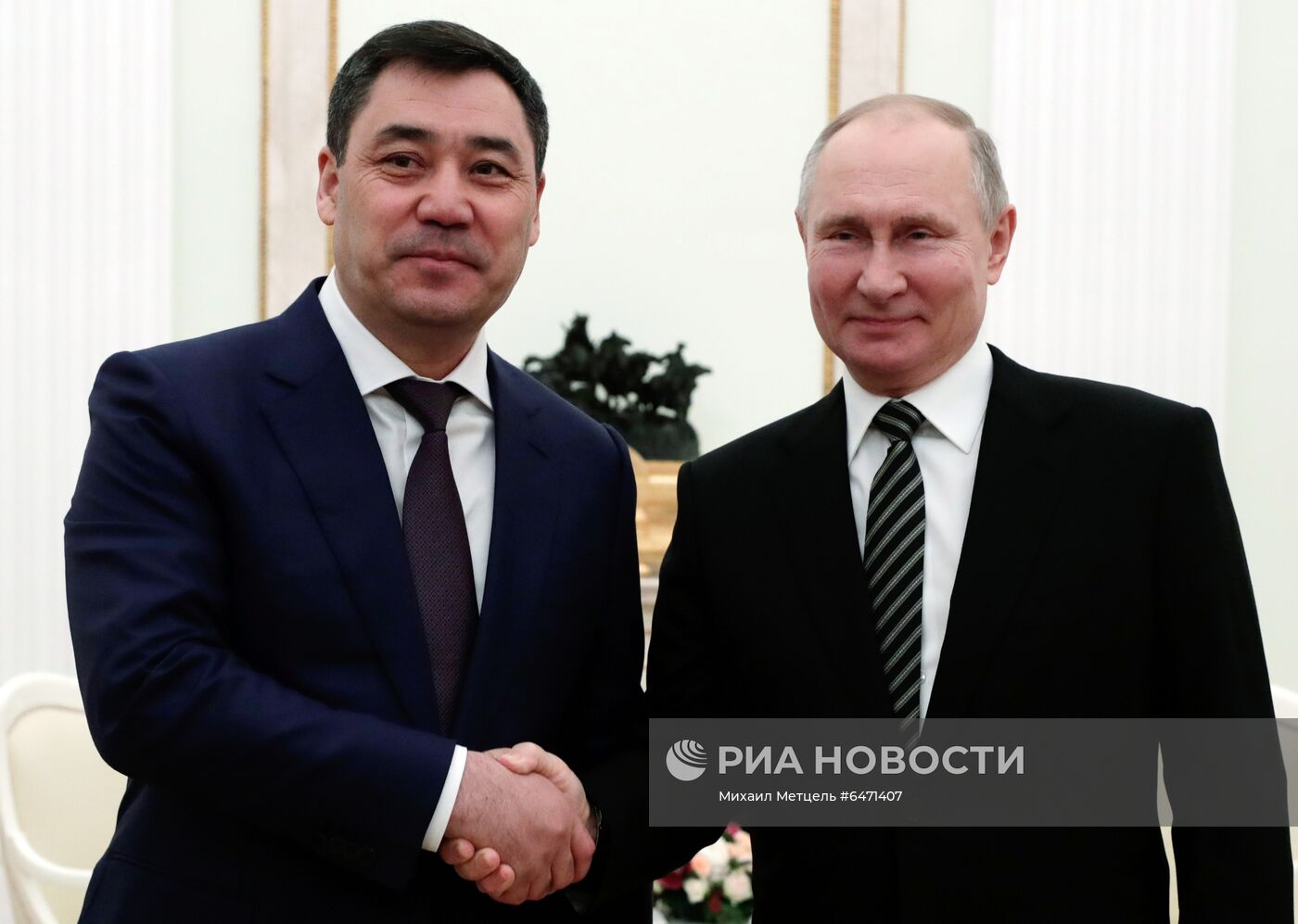 Президент РФ В. Путин провел переговоры с президентом Киргизии С. Жапаровым