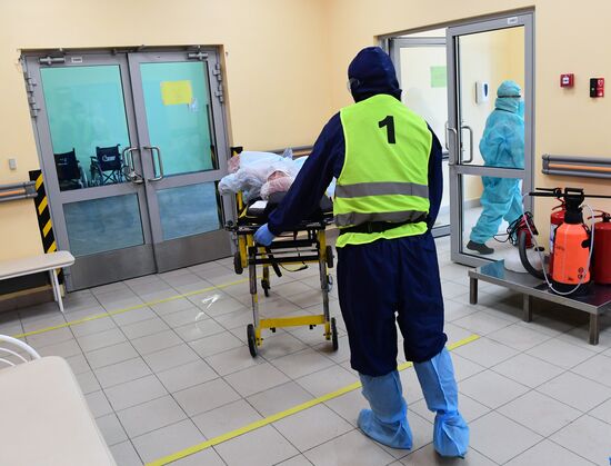 Госпиталь COVID-19 на базе перинатального центра ГКБ №67