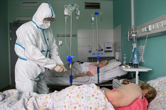 Госпиталь COVID-19 на базе перинатального центра ГКБ №67