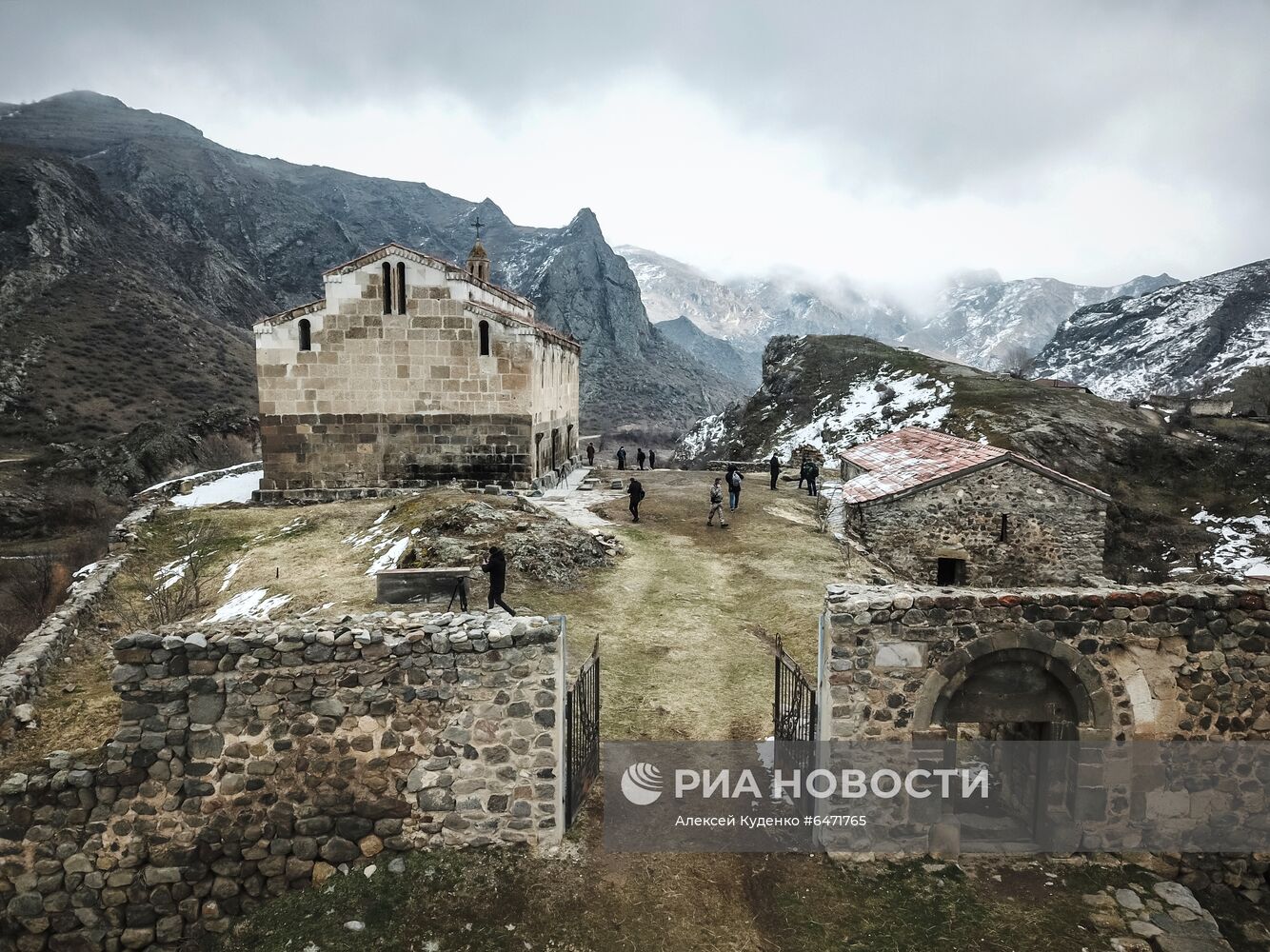 Храм-монастырь Агоглан в Лачинском районе Азербайджана