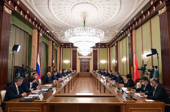 Встреча премьер-министра РФ М. Мишустина с президентом Киргизии С. Жапаровым