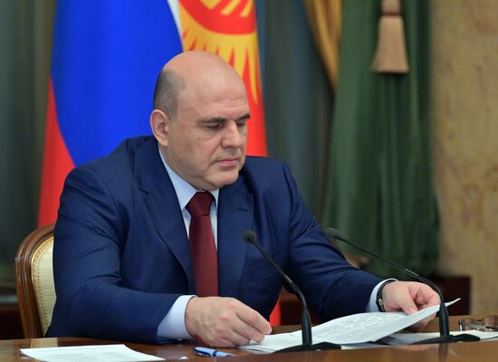 Встреча премьер-министра РФ М. Мишустина с президентом Киргизии С. Жапаровым