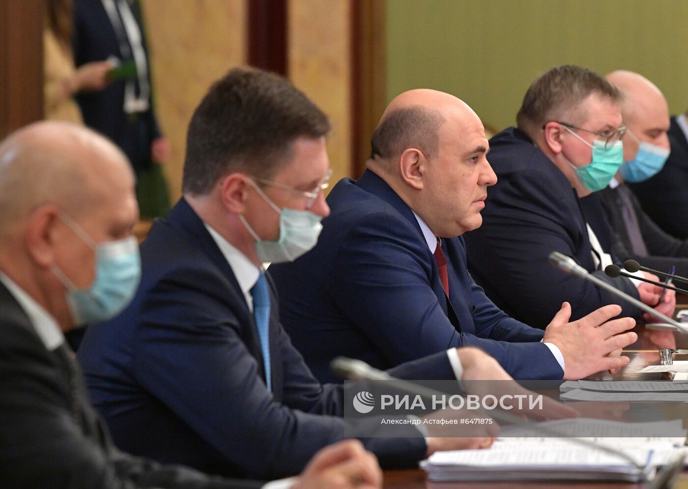 Встреча премьер-министра РФ М. Мишустина с президентом Киргизии С. Жапаровым