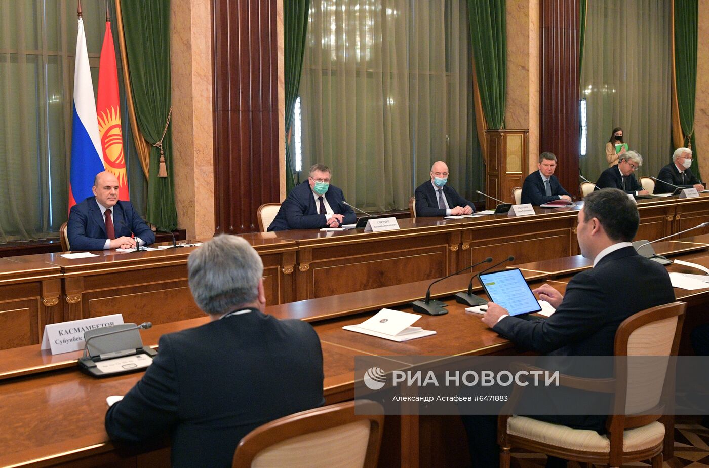 Встреча премьер-министра РФ М. Мишустина с президентом Киргизии С. Жапаровым