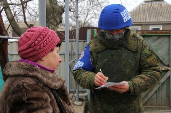 Последствия обстрела в Донецкой области