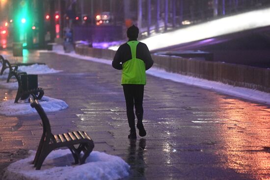 Теплая погода в Москве и Московской области 