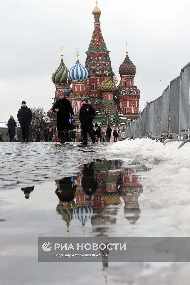 Теплая погода в Москве