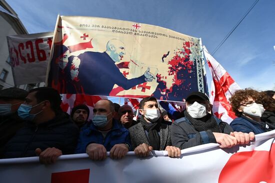 Акция протеста оппозиции в Тбилиси