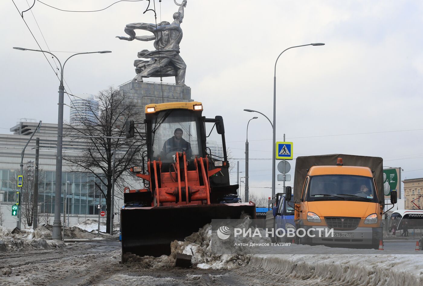 Теплая погода в Москве