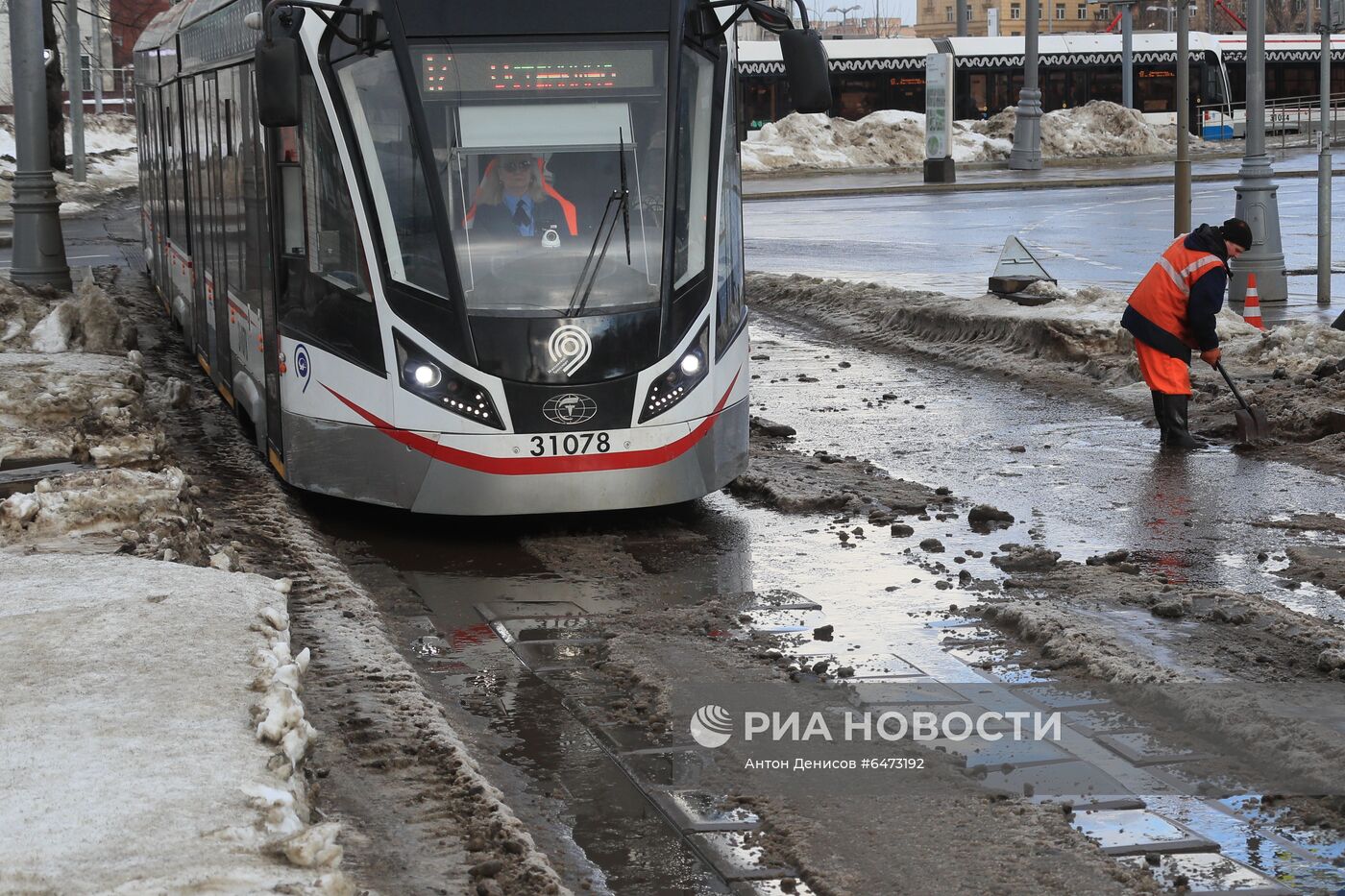 Теплая погода в Москве