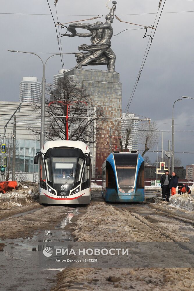 Теплая погода в Москве