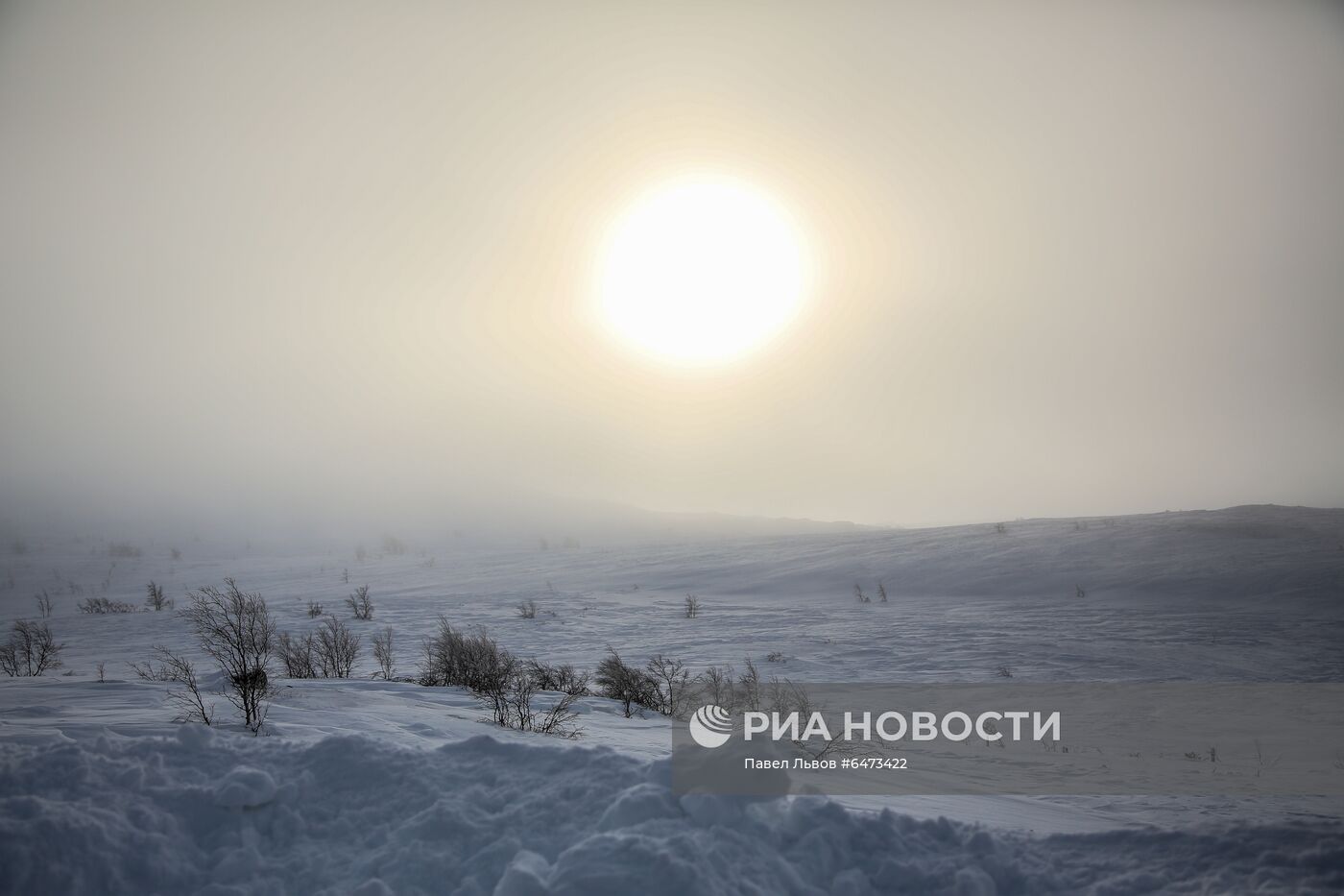 Снеговой затор у села Териберка