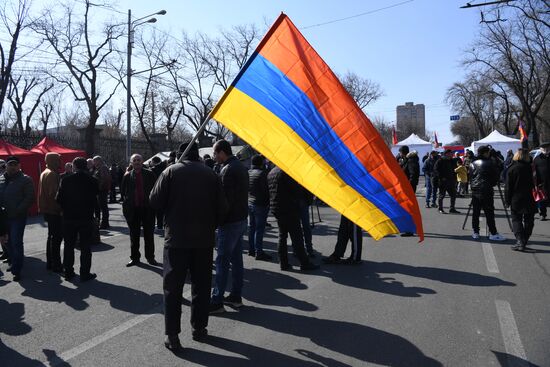 Акция протеста оппозиции в Ереване