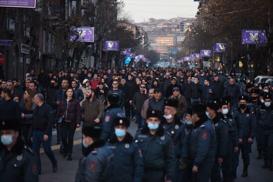 Акция протеста оппозиции в Ереване